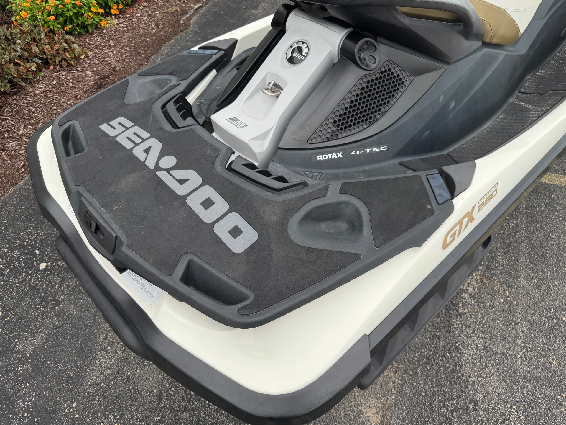 2012 Sea-Doo GTX Limited iS™ 260 in Roscoe, Illinois - Photo 7