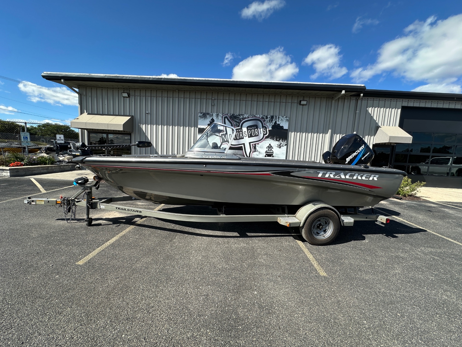 2003 Tracker Tundra 20 WT in Roscoe, Illinois - Photo 3
