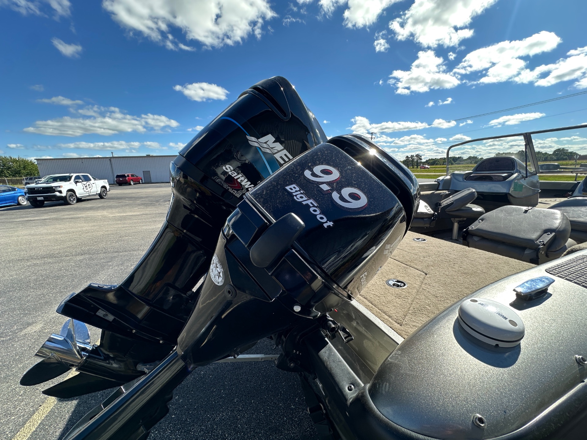 2003 Tracker Tundra 20 WT in Roscoe, Illinois - Photo 10