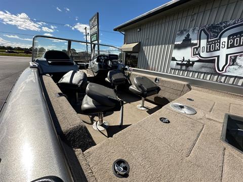 2003 Tracker Tundra 20 WT in Roscoe, Illinois - Photo 15