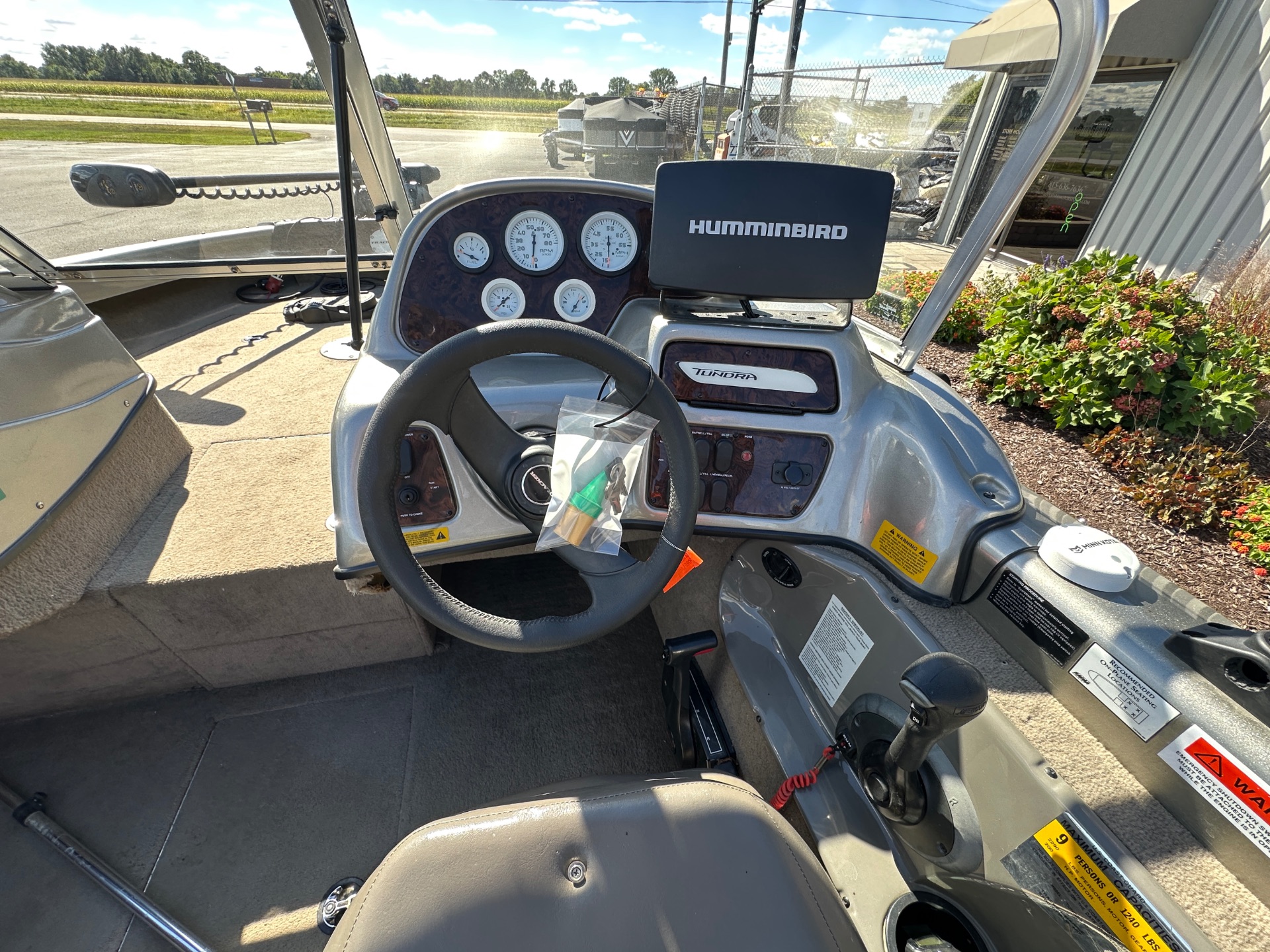 2003 Tracker Tundra 20 WT in Roscoe, Illinois - Photo 17