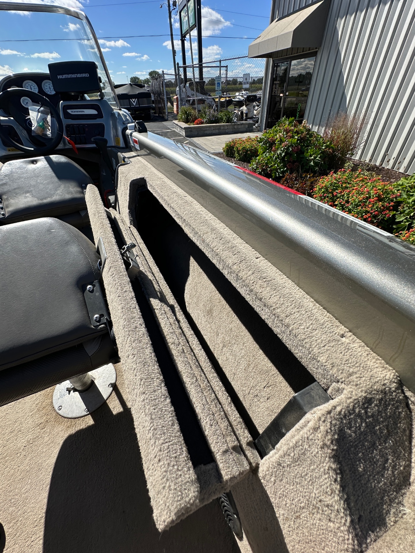 2003 Tracker Tundra 20 WT in Roscoe, Illinois - Photo 23