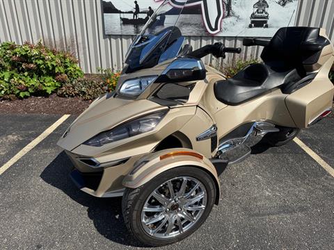 2018 Can-Am Spyder RT Limited in Roscoe, Illinois - Photo 5