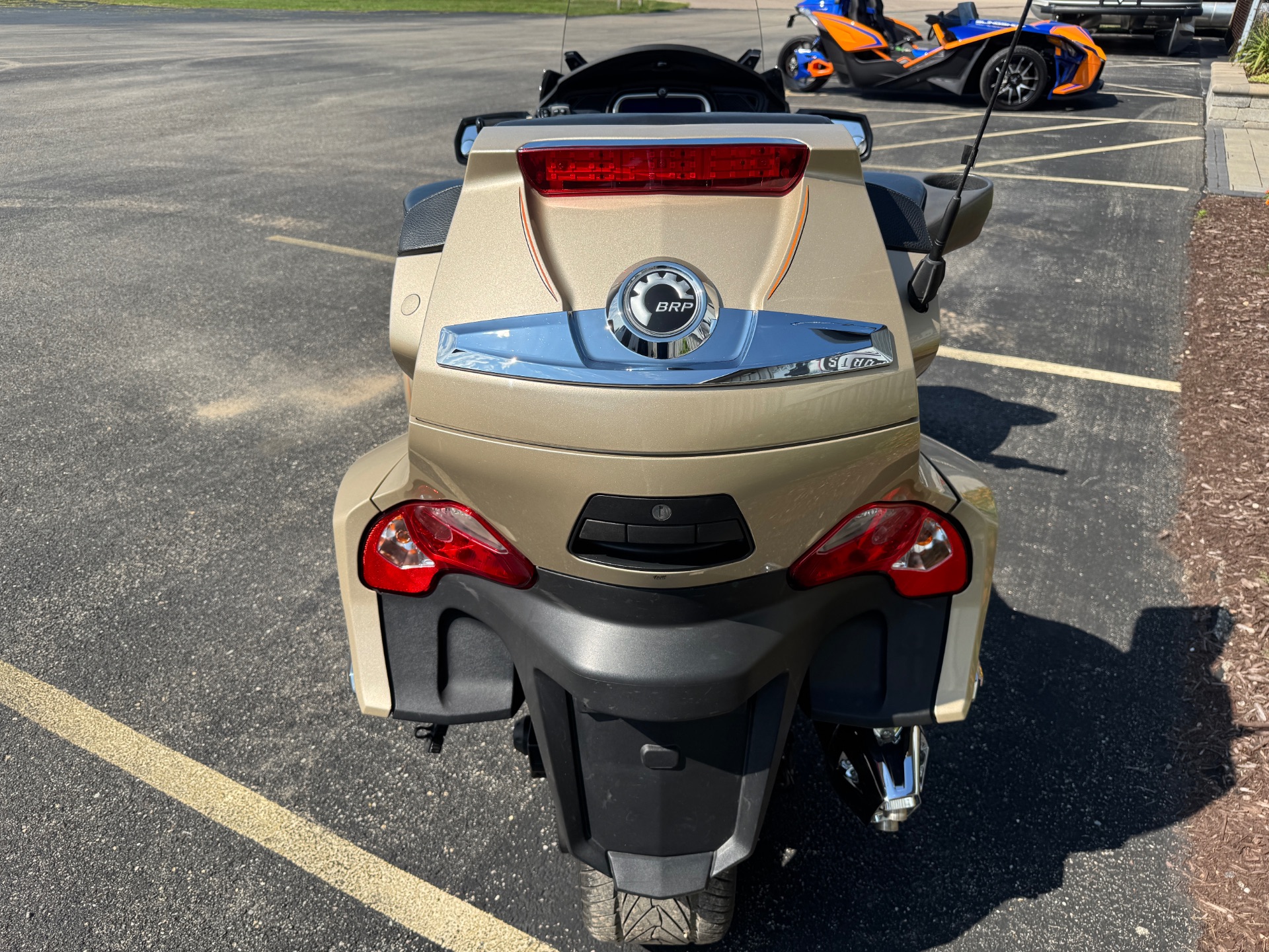 2018 Can-Am Spyder RT Limited in Roscoe, Illinois - Photo 8