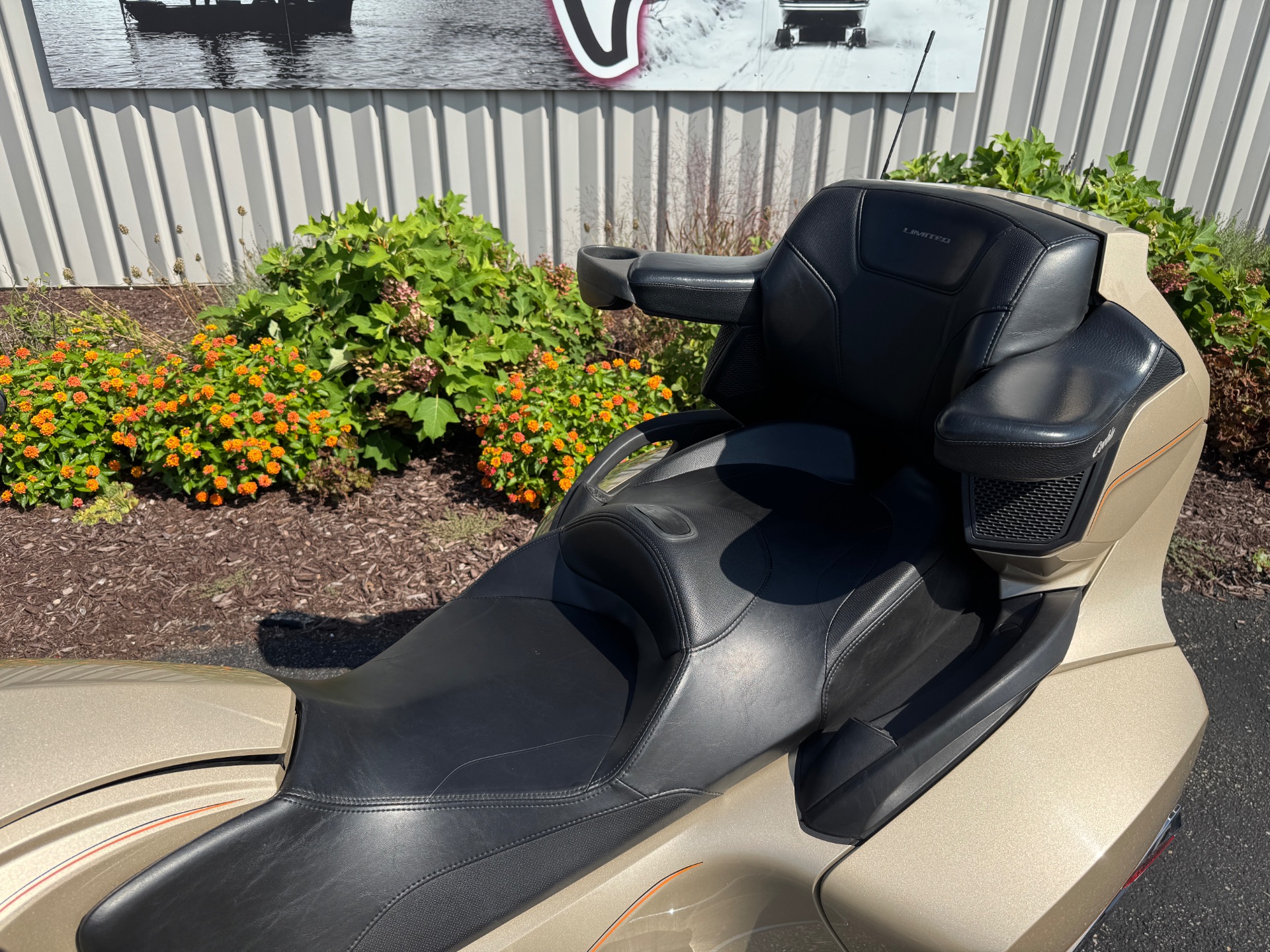2018 Can-Am Spyder RT Limited in Roscoe, Illinois - Photo 10