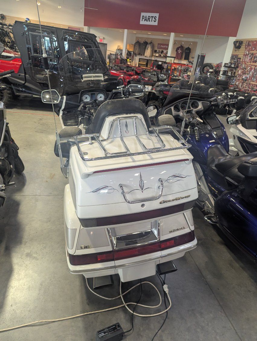 1998 Honda Gold Wing SE in Davenport, Iowa - Photo 1