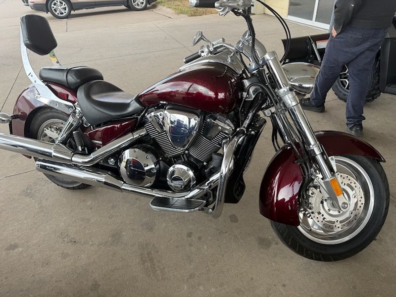 2006 Honda VTX™1800N Neo-Retro in Davenport, Iowa - Photo 1