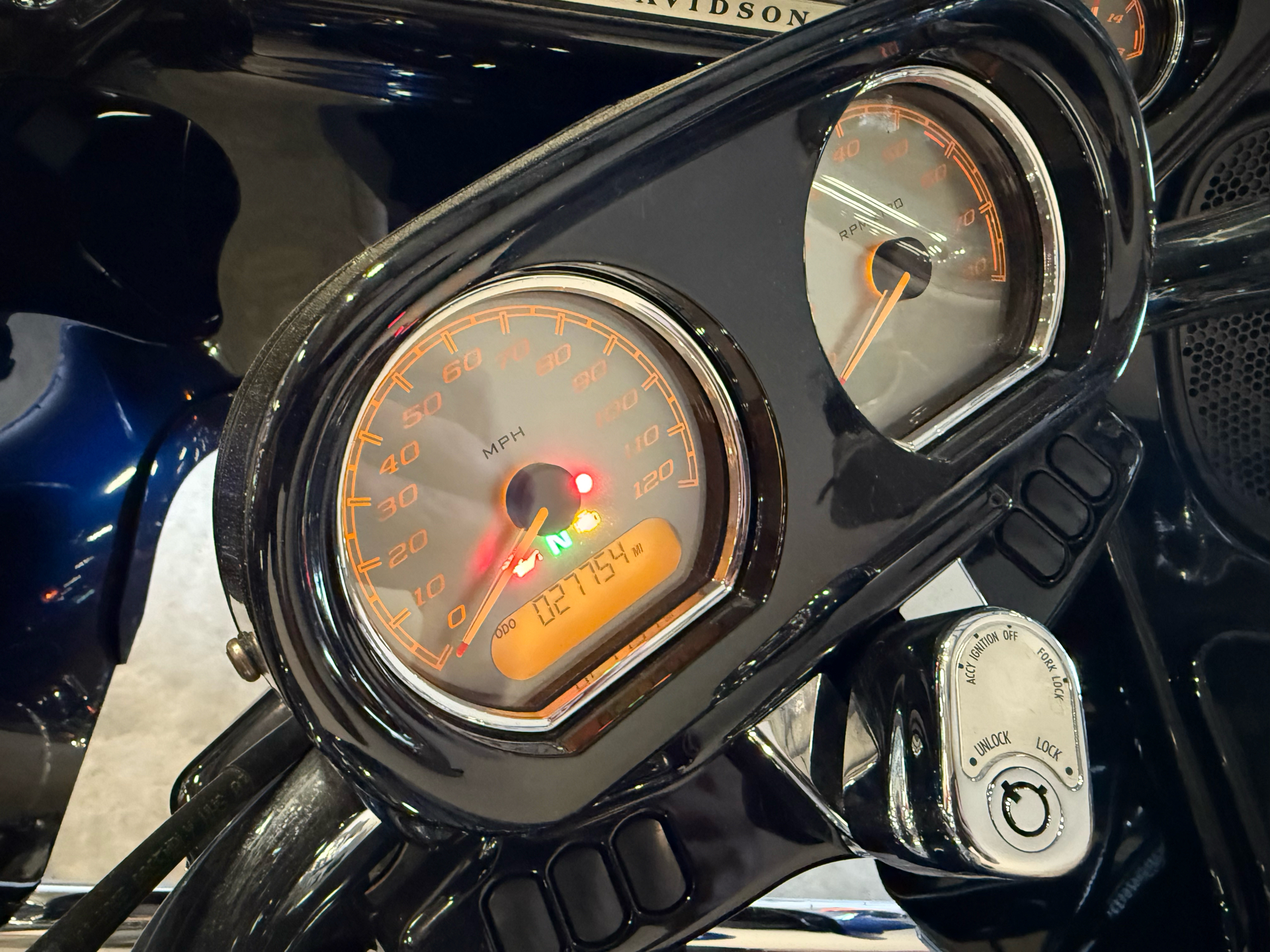 2016 Harley-Davidson Road King® in Davenport, Iowa - Photo 3