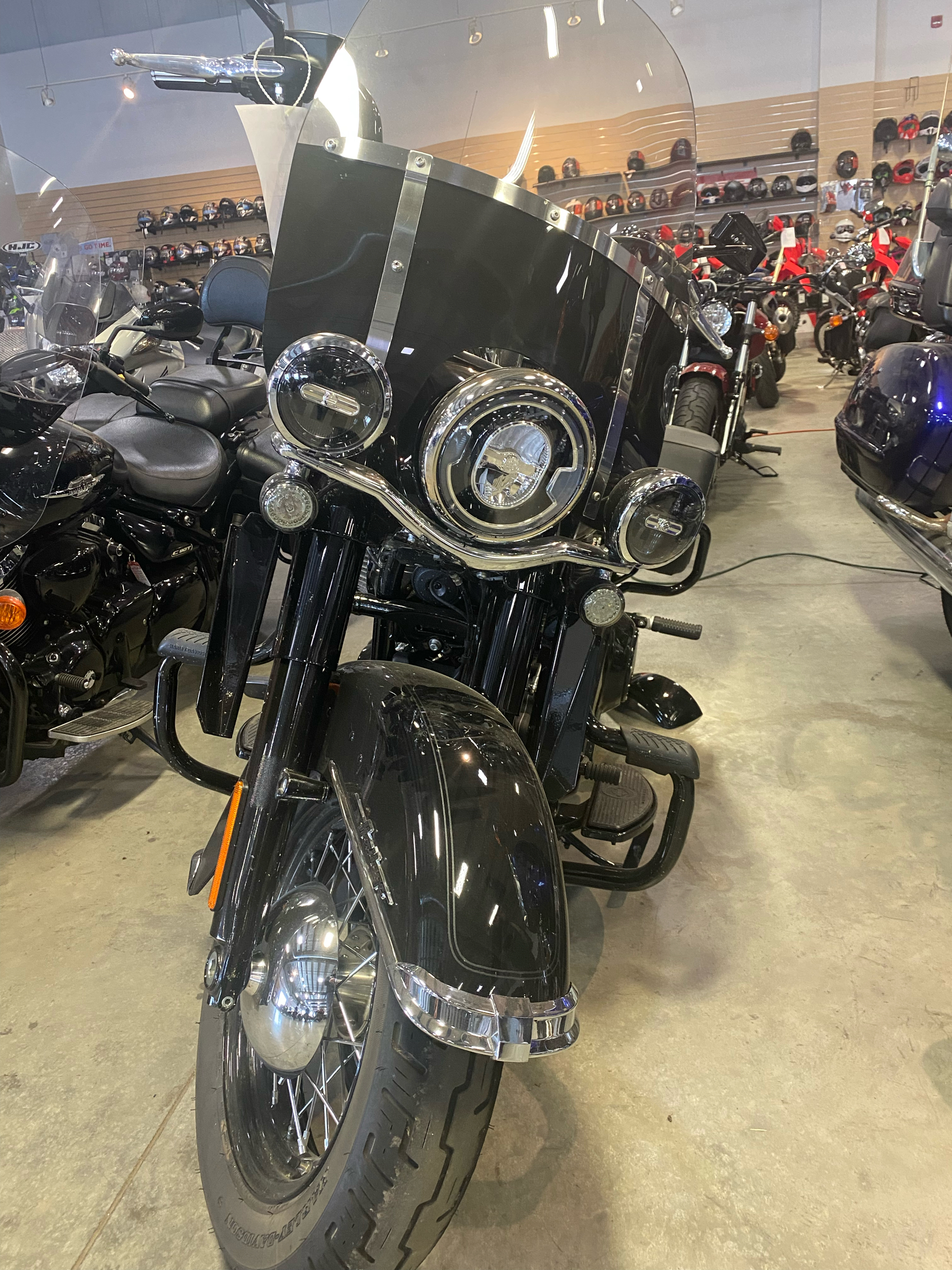 2021 Harley-Davidson Heritage Classic 114 in Davenport, Iowa - Photo 2