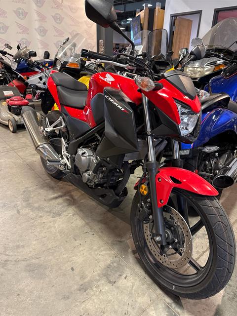 2015 Honda CB300F in Davenport, Iowa