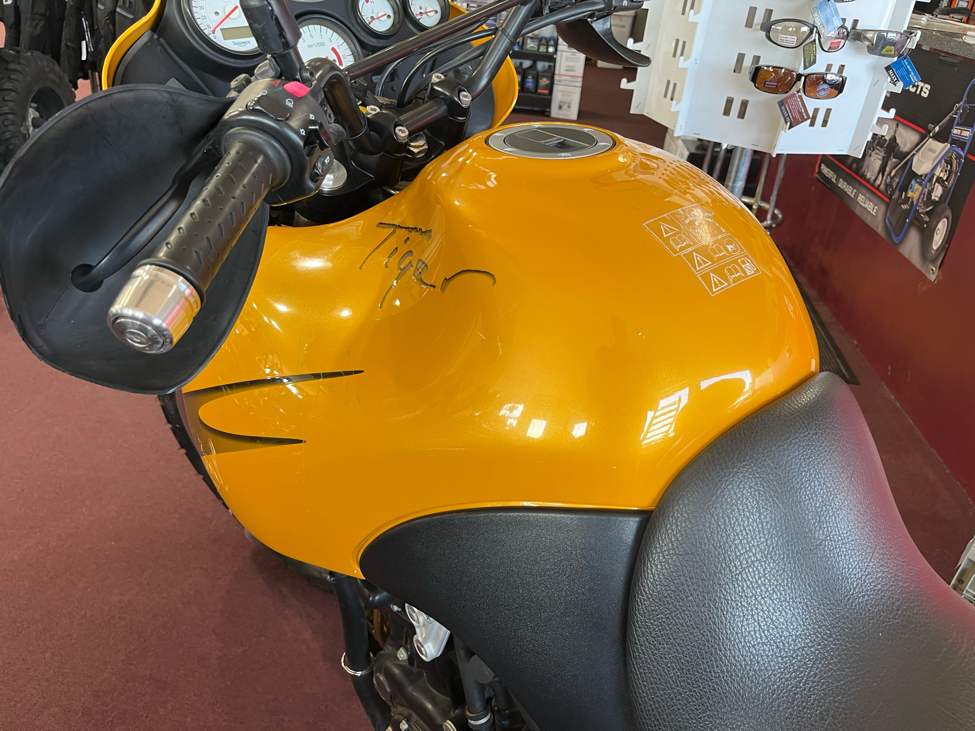 1999 Triumph Tiger 885I in Belle Plaine, Minnesota - Photo 6