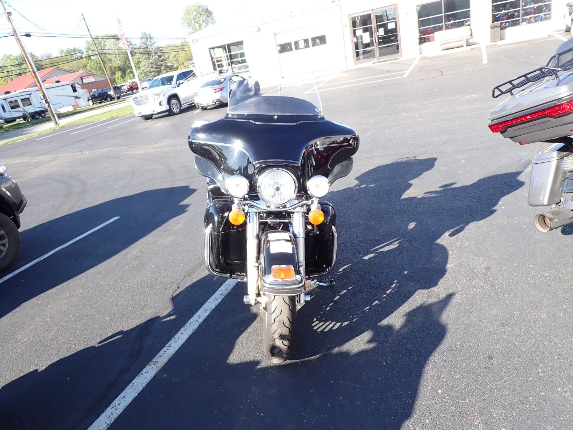 2009 Harley-Davidson Ultra Classic® Electra Glide® in Massillon, Ohio - Photo 4