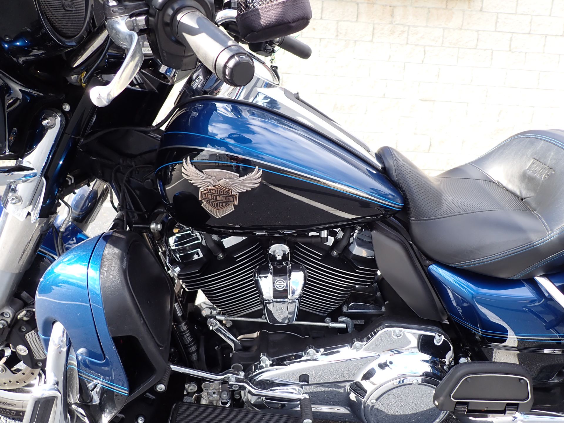 2018 Harley-Davidson 115th Anniversary Ultra Limited in Massillon, Ohio - Photo 15