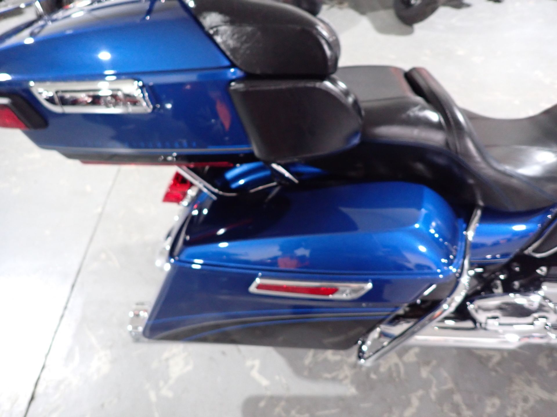 2018 Harley-Davidson 115th Anniversary Ultra Limited in Massillon, Ohio - Photo 6