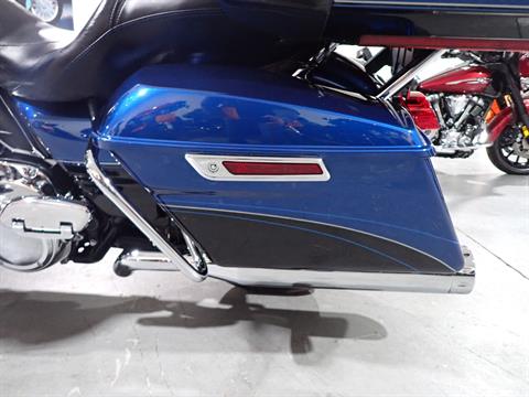 2018 Harley-Davidson 115th Anniversary Ultra Limited in Massillon, Ohio - Photo 16