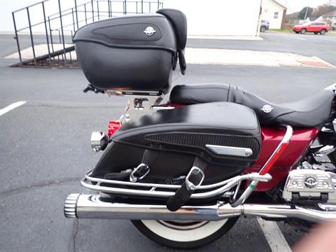 2005 Harley-Davidson FLHRCI Road King® Classic in Massillon, Ohio - Photo 5