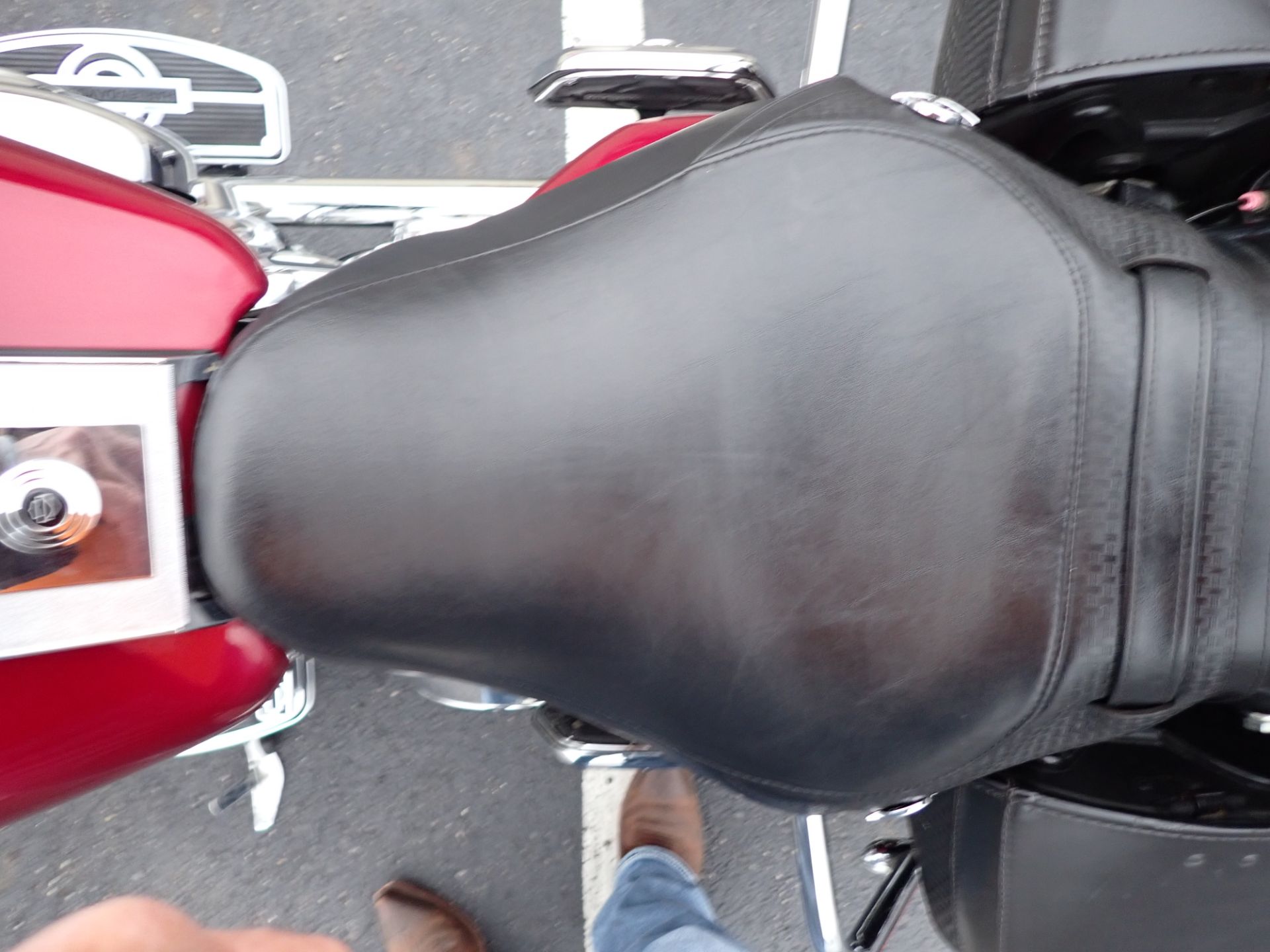 2005 Harley-Davidson FLHRCI Road King® Classic in Massillon, Ohio - Photo 15