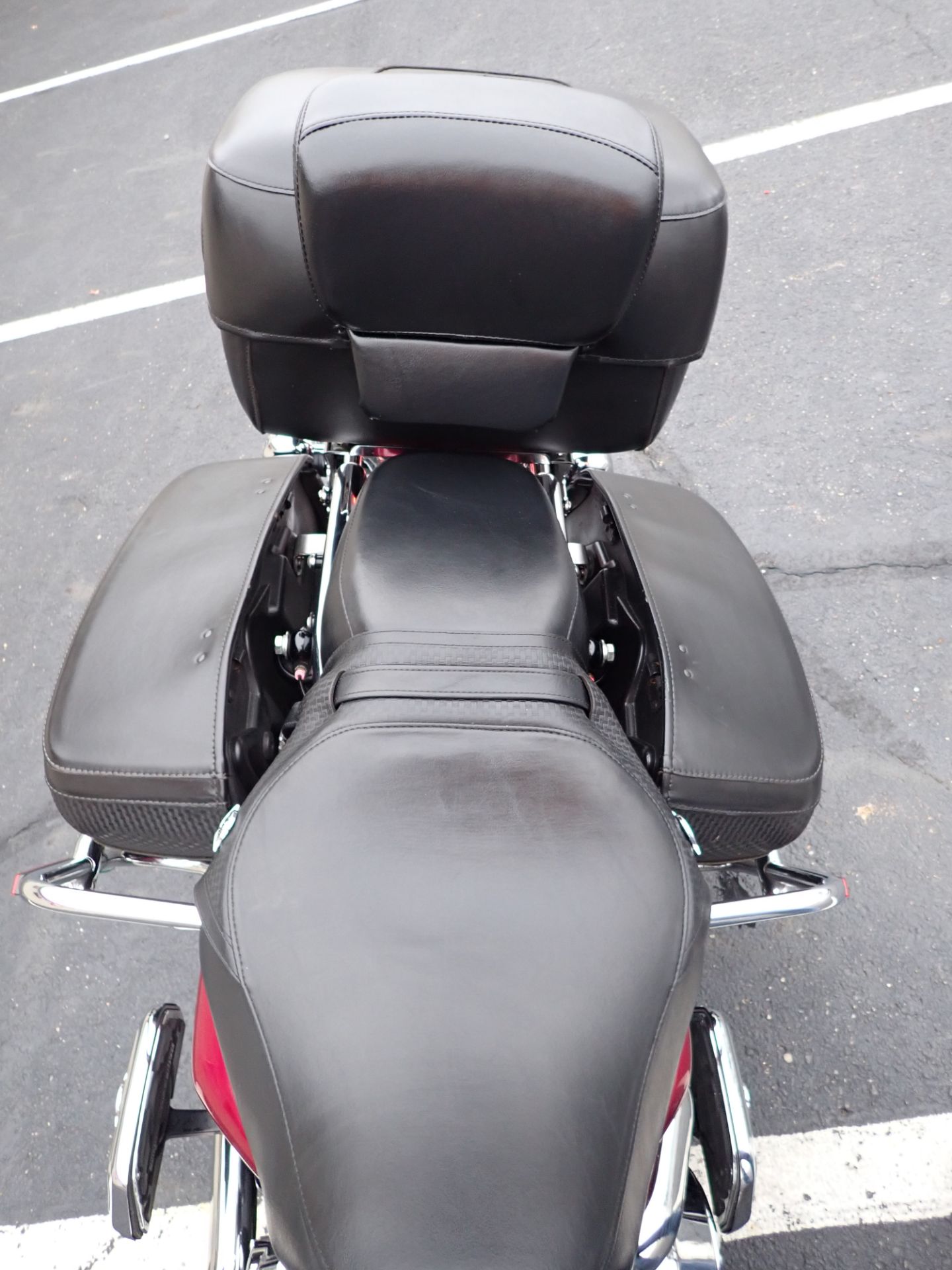 2005 Harley-Davidson FLHRCI Road King® Classic in Massillon, Ohio - Photo 16