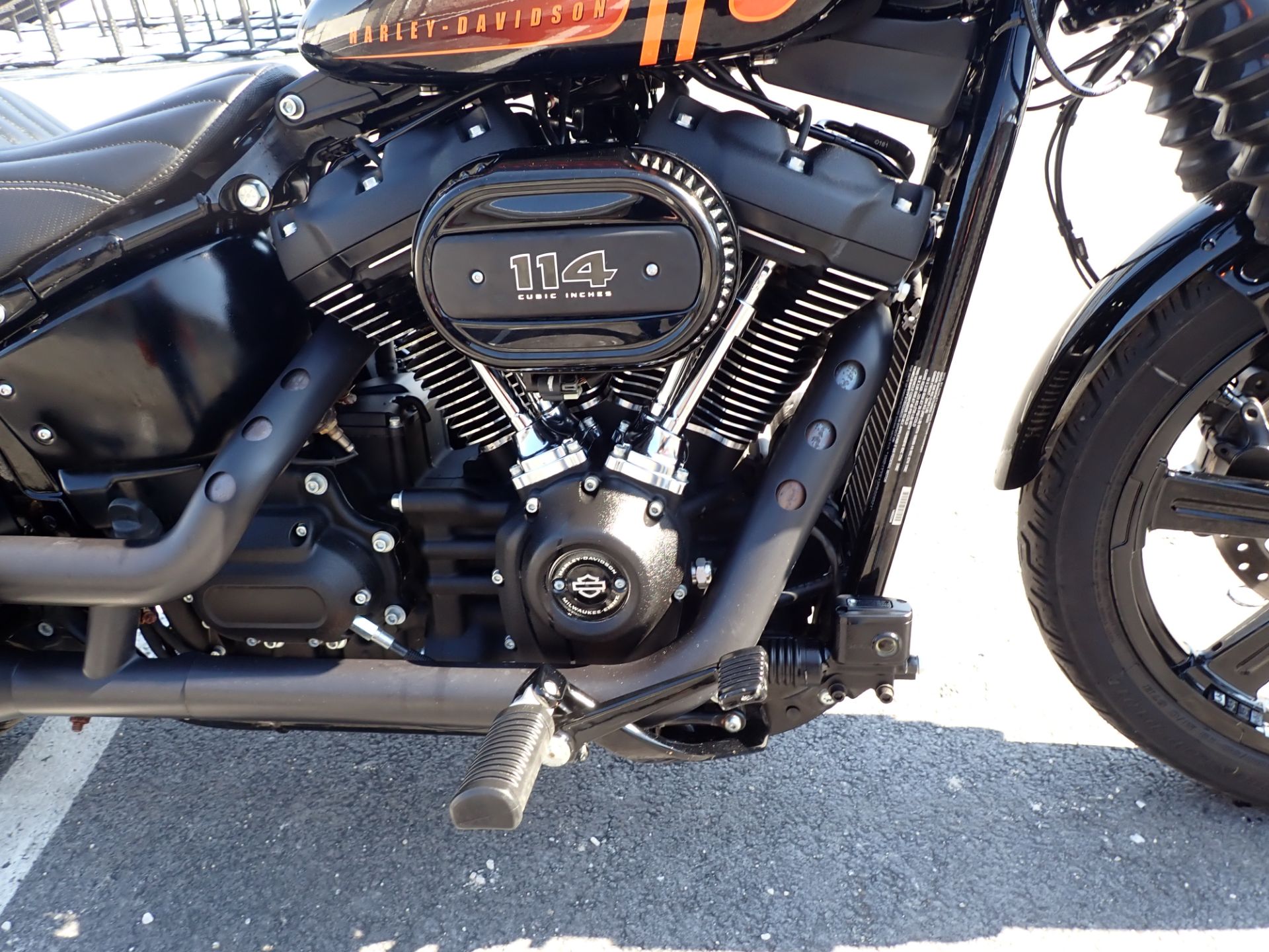 2023 Harley-Davidson Street Bob® 114 in Massillon, Ohio - Photo 4
