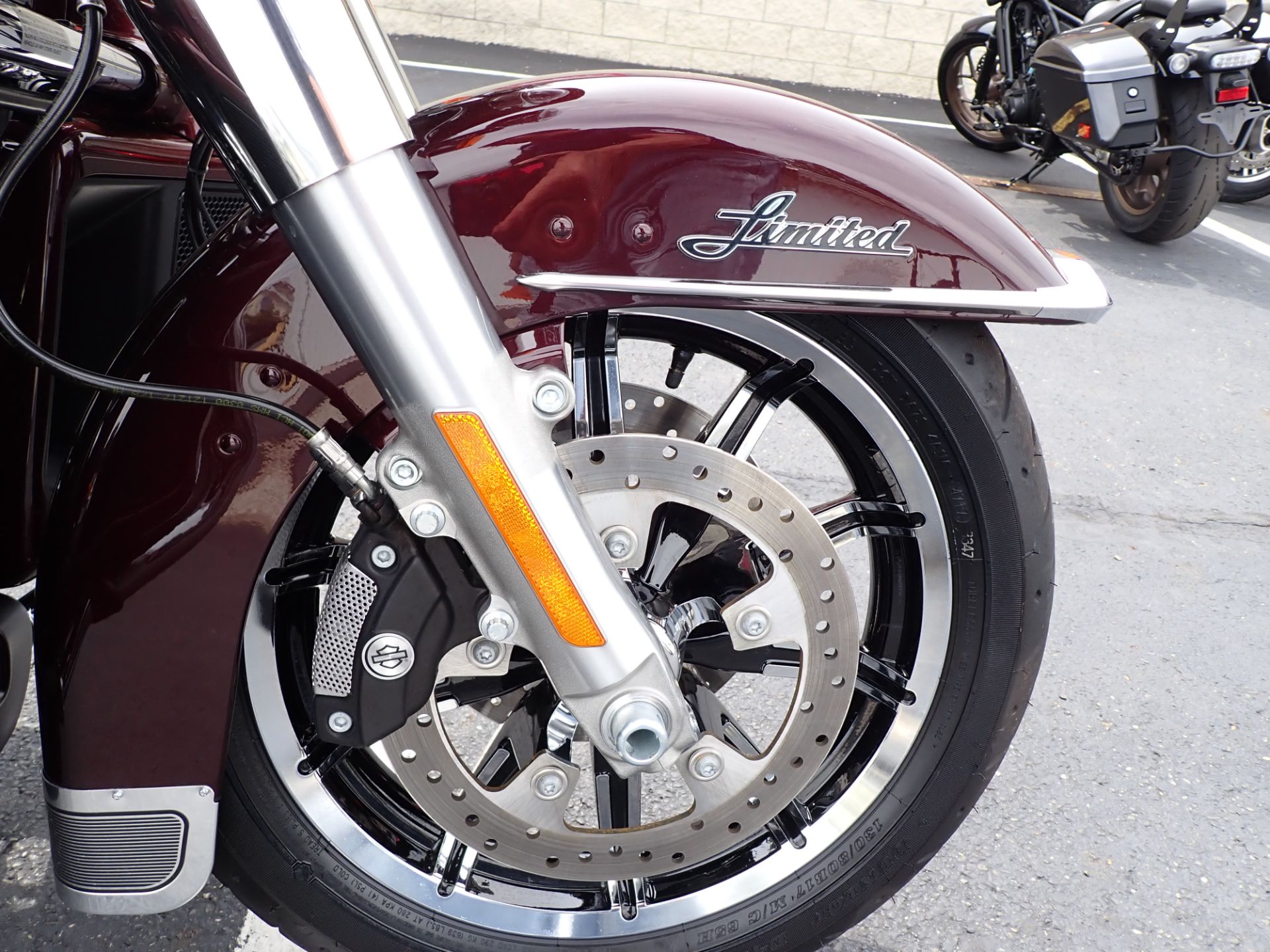 2018 Harley-Davidson Ultra Limited in Massillon, Ohio - Photo 2