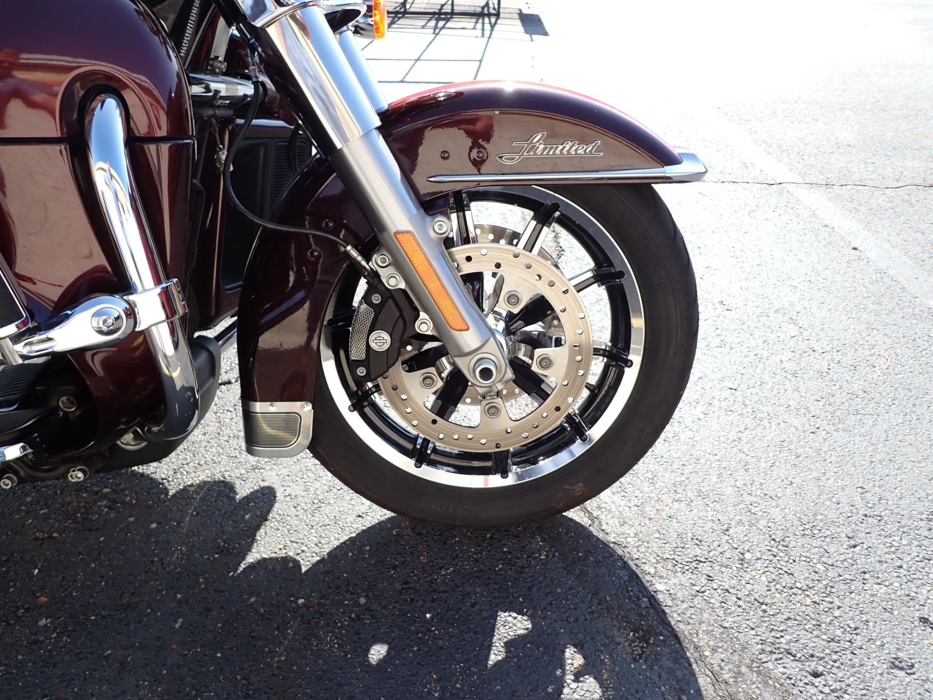 2018 Harley-Davidson Ultra Limited in Massillon, Ohio - Photo 2