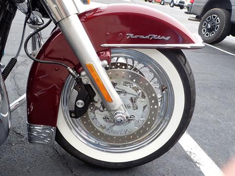 2009 Harley-Davidson Road King® Classic in Massillon, Ohio - Photo 2