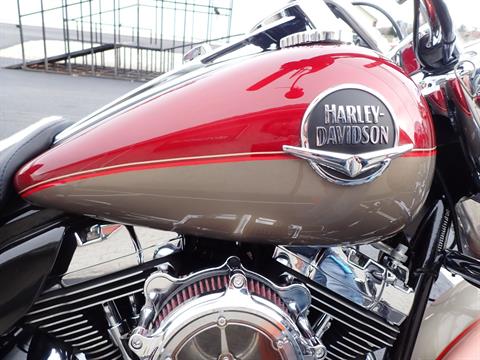 2009 Harley-Davidson Road King® Classic in Massillon, Ohio - Photo 3
