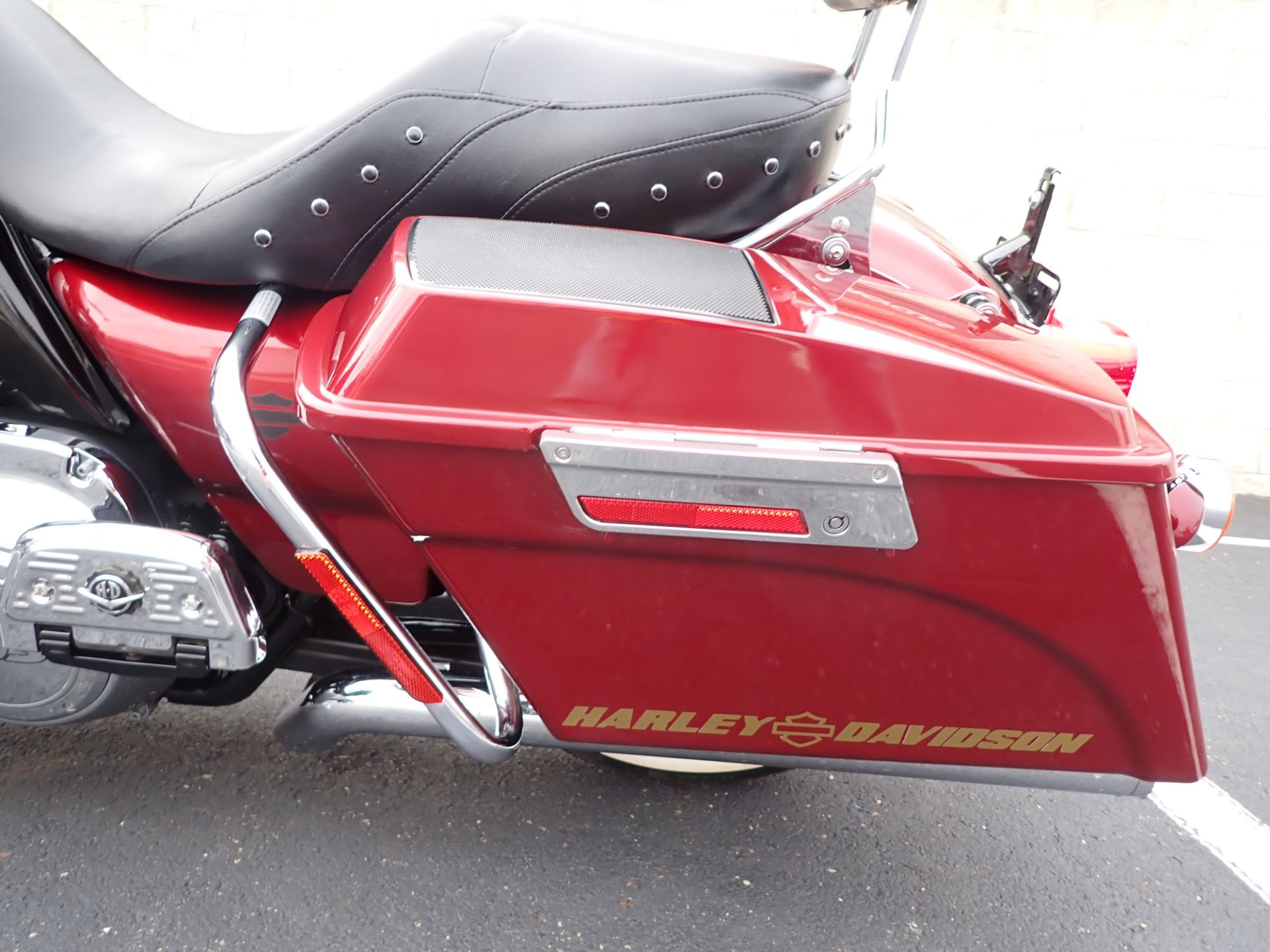 2009 Harley-Davidson Road King® Classic in Massillon, Ohio - Photo 7