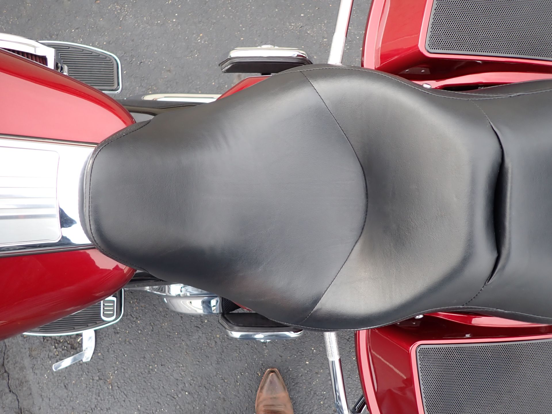 2009 Harley-Davidson Road King® Classic in Massillon, Ohio - Photo 15