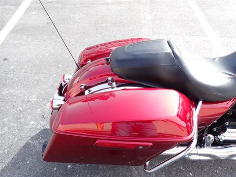 2017 Harley-Davidson Road Glide® Special in Massillon, Ohio - Photo 8