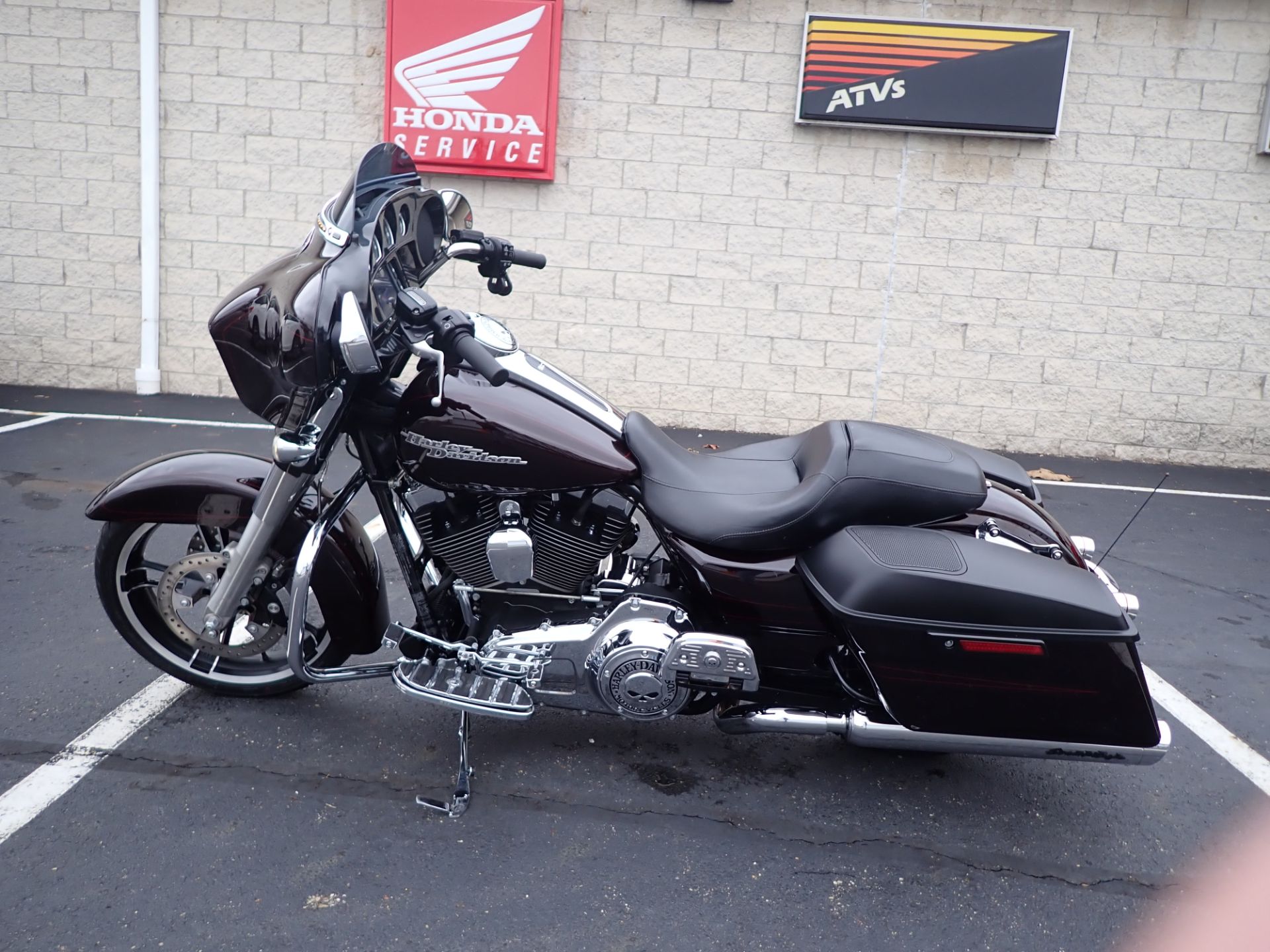 2014 Harley-Davidson Street Glide® Special in Massillon, Ohio - Photo 7