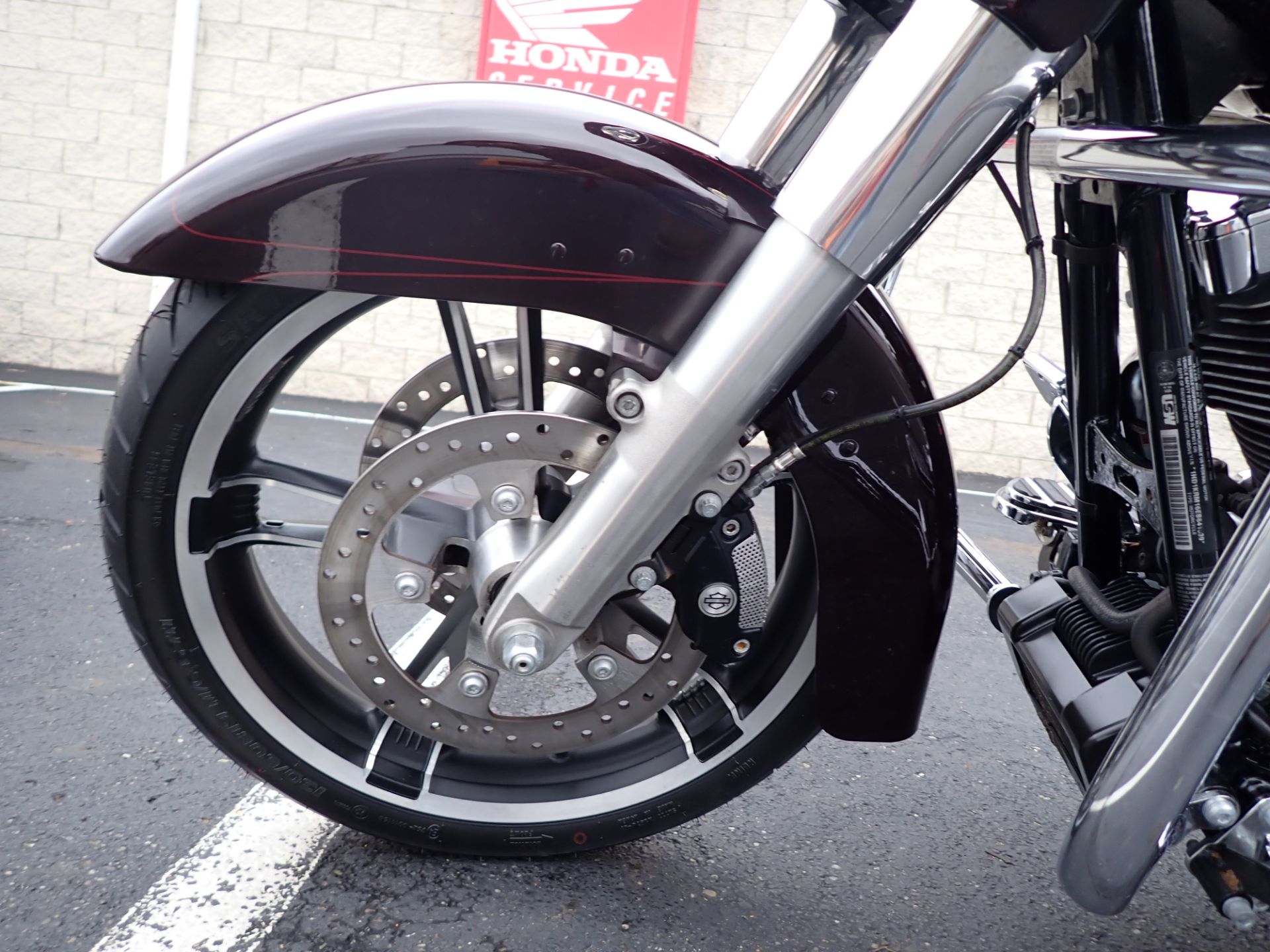 2014 Harley-Davidson Street Glide® Special in Massillon, Ohio - Photo 13