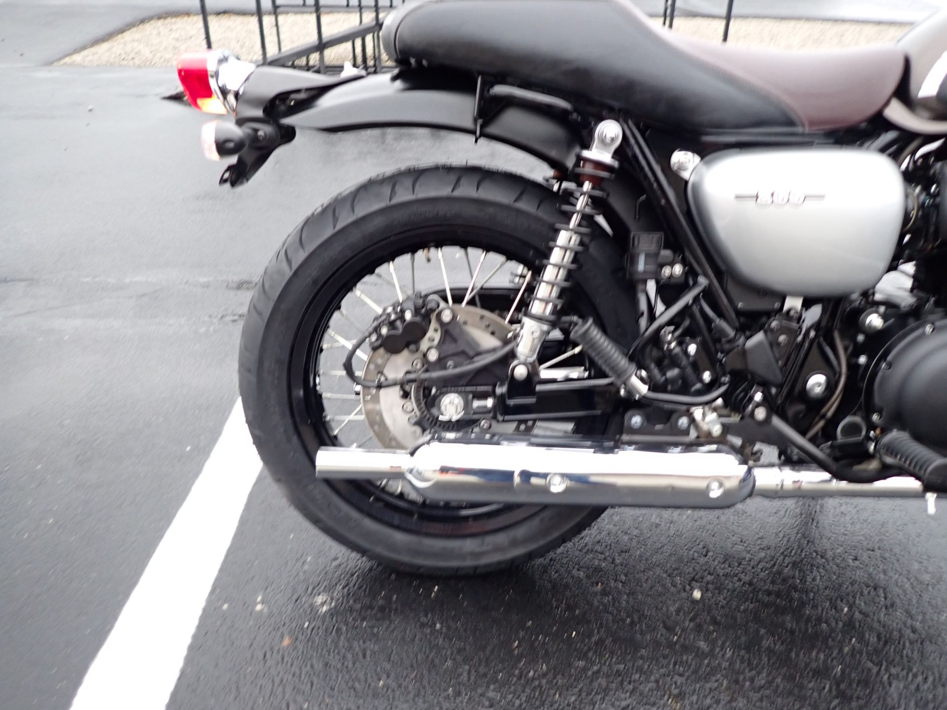 2020 Kawasaki W800 Cafe in Massillon, Ohio - Photo 5