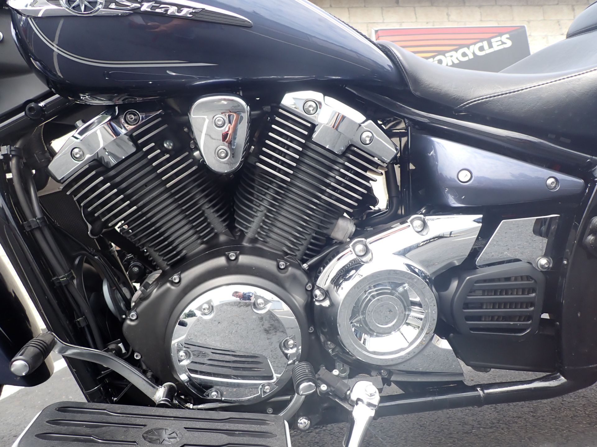 2015 Yamaha V Star 1300 Tourer in Massillon, Ohio - Photo 8