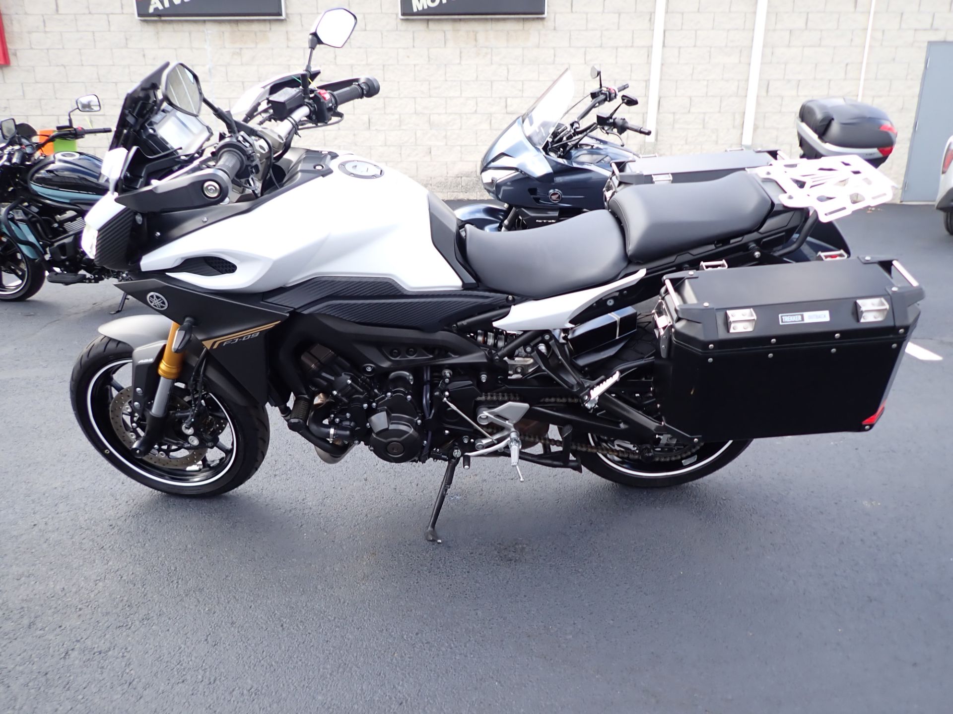 2017 Yamaha FJ-09 in Massillon, Ohio - Photo 13