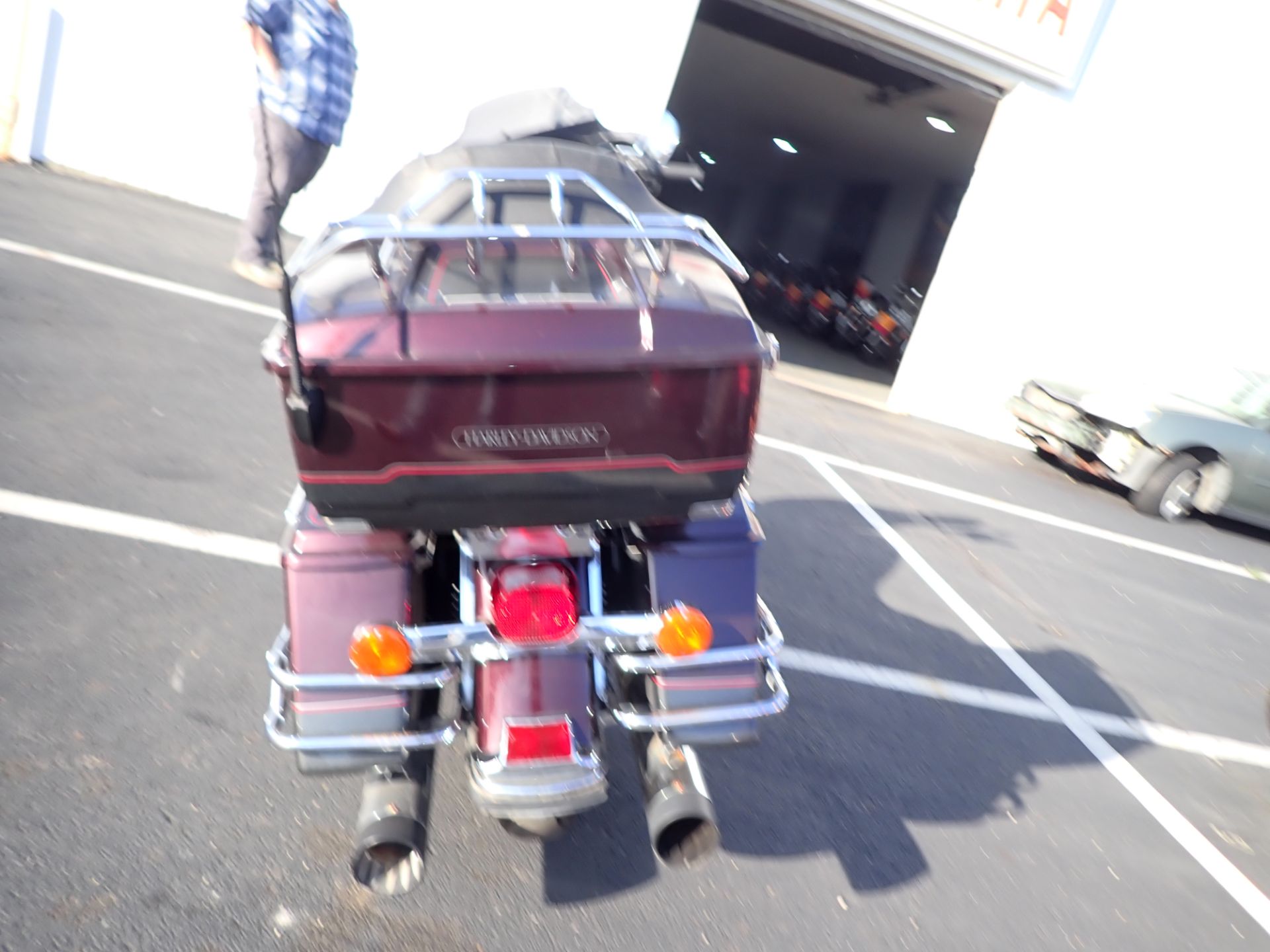 2006 Harley-Davidson Electra Glide® Classic in Massillon, Ohio - Photo 2