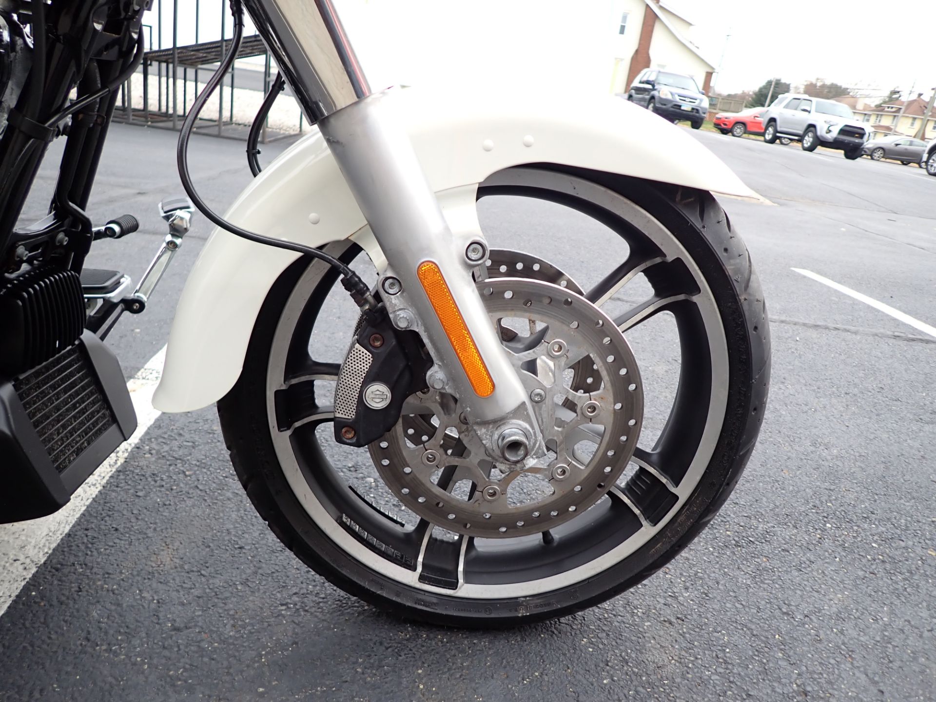 2019 Harley-Davidson Freewheeler® in Massillon, Ohio - Photo 2