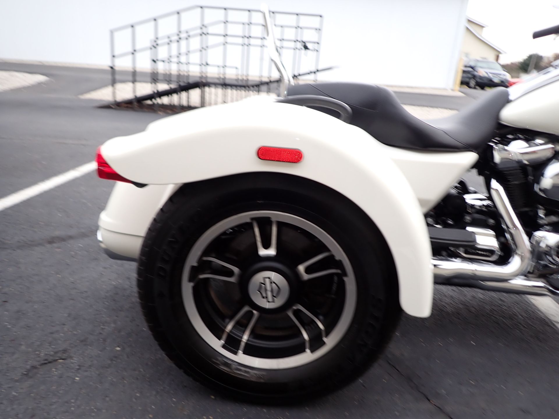 2019 Harley-Davidson Freewheeler® in Massillon, Ohio - Photo 4