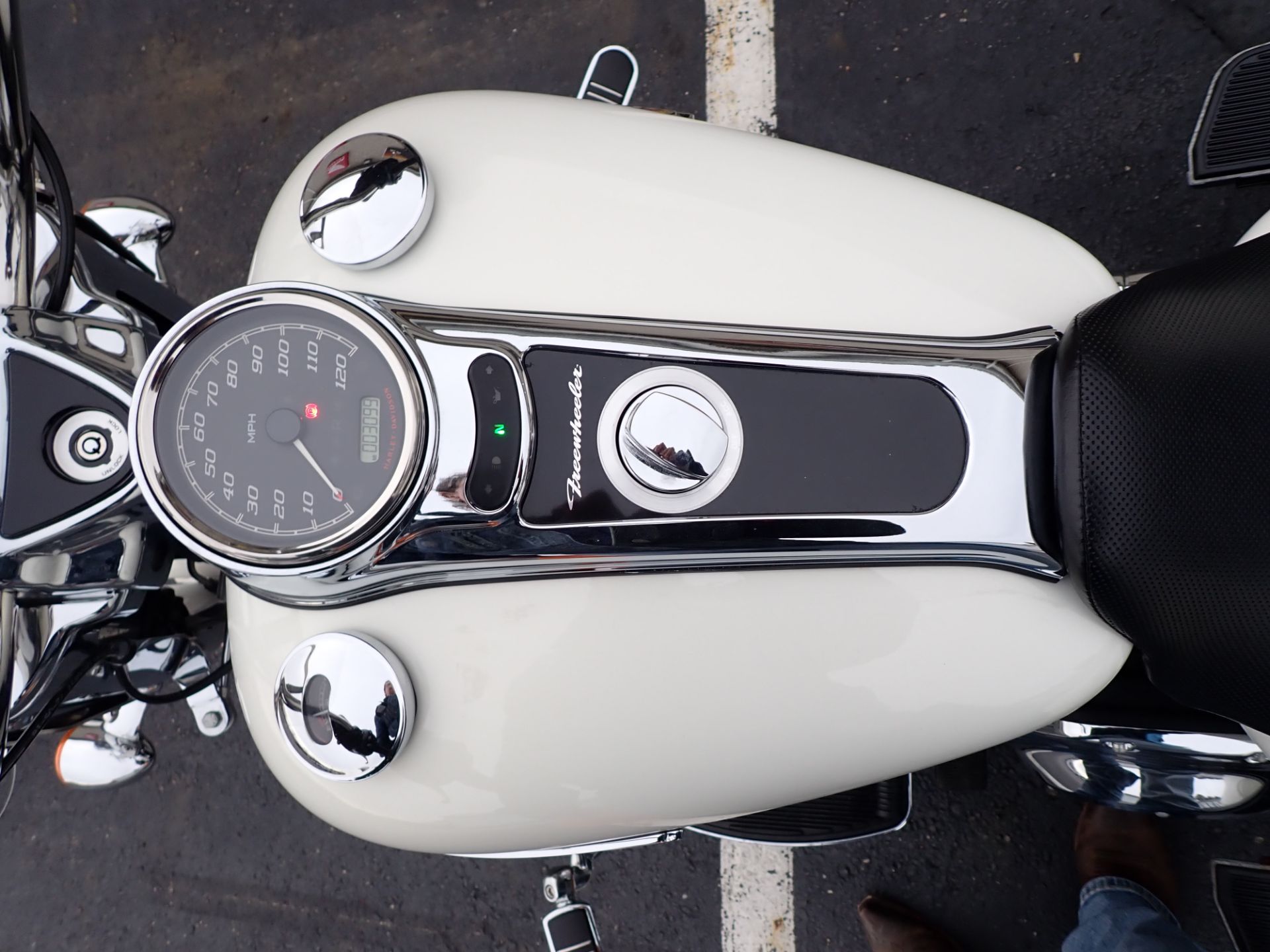 2019 Harley-Davidson Freewheeler® in Massillon, Ohio - Photo 13