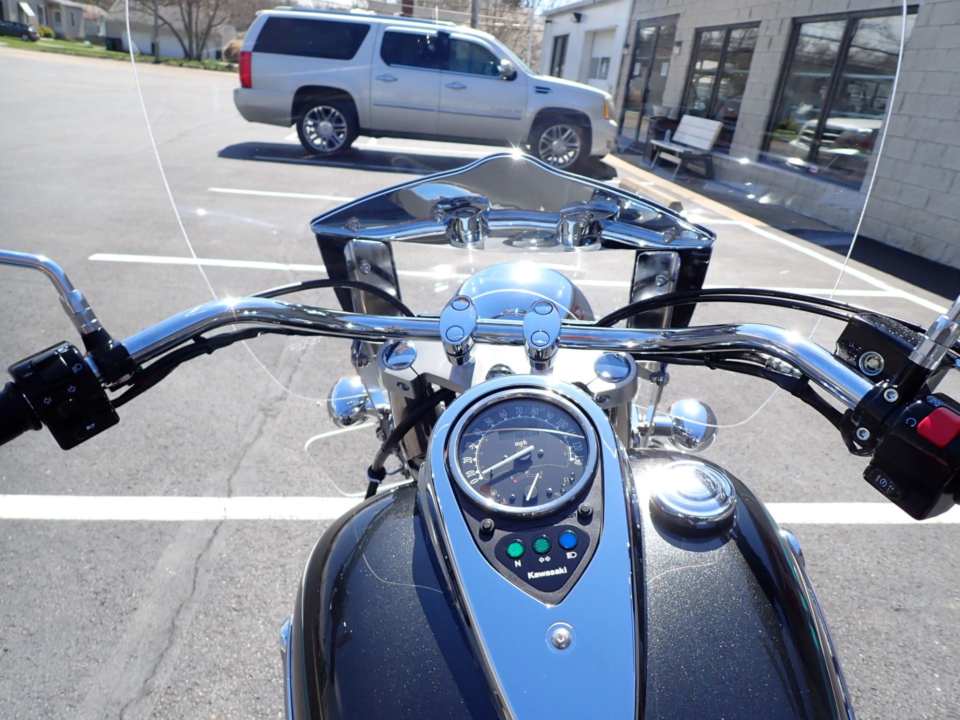 2024 Kawasaki Vulcan 900 Classic LT in Massillon, Ohio - Photo 11