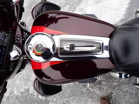 2017 Harley-Davidson CVO™ Limited in Massillon, Ohio - Photo 14