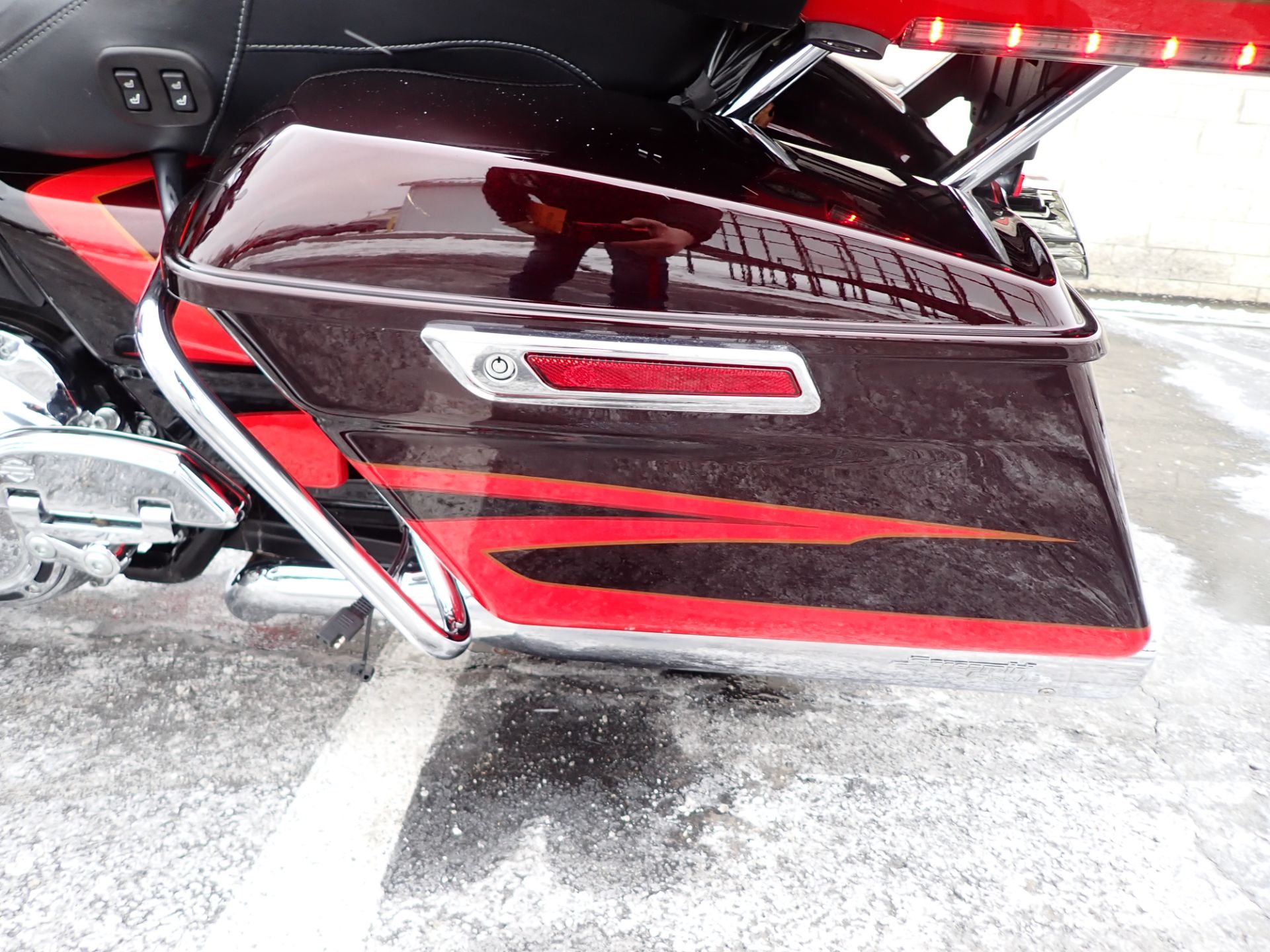 2017 Harley-Davidson CVO™ Limited in Massillon, Ohio - Photo 23