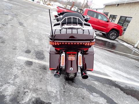 2017 Harley-Davidson CVO™ Limited in Massillon, Ohio - Photo 25