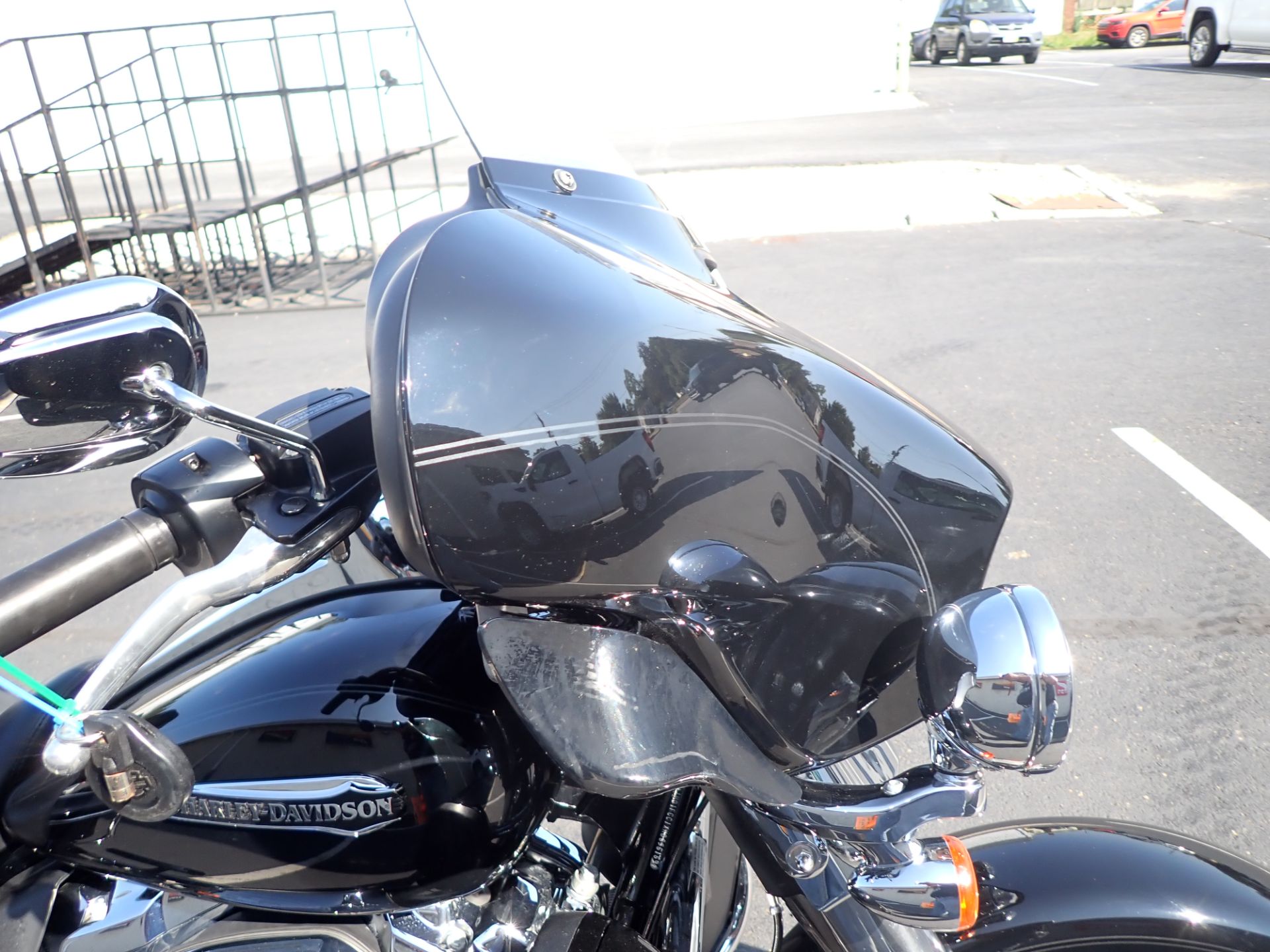 2019 Harley-Davidson Electra Glide® Ultra Classic® in Massillon, Ohio - Photo 3