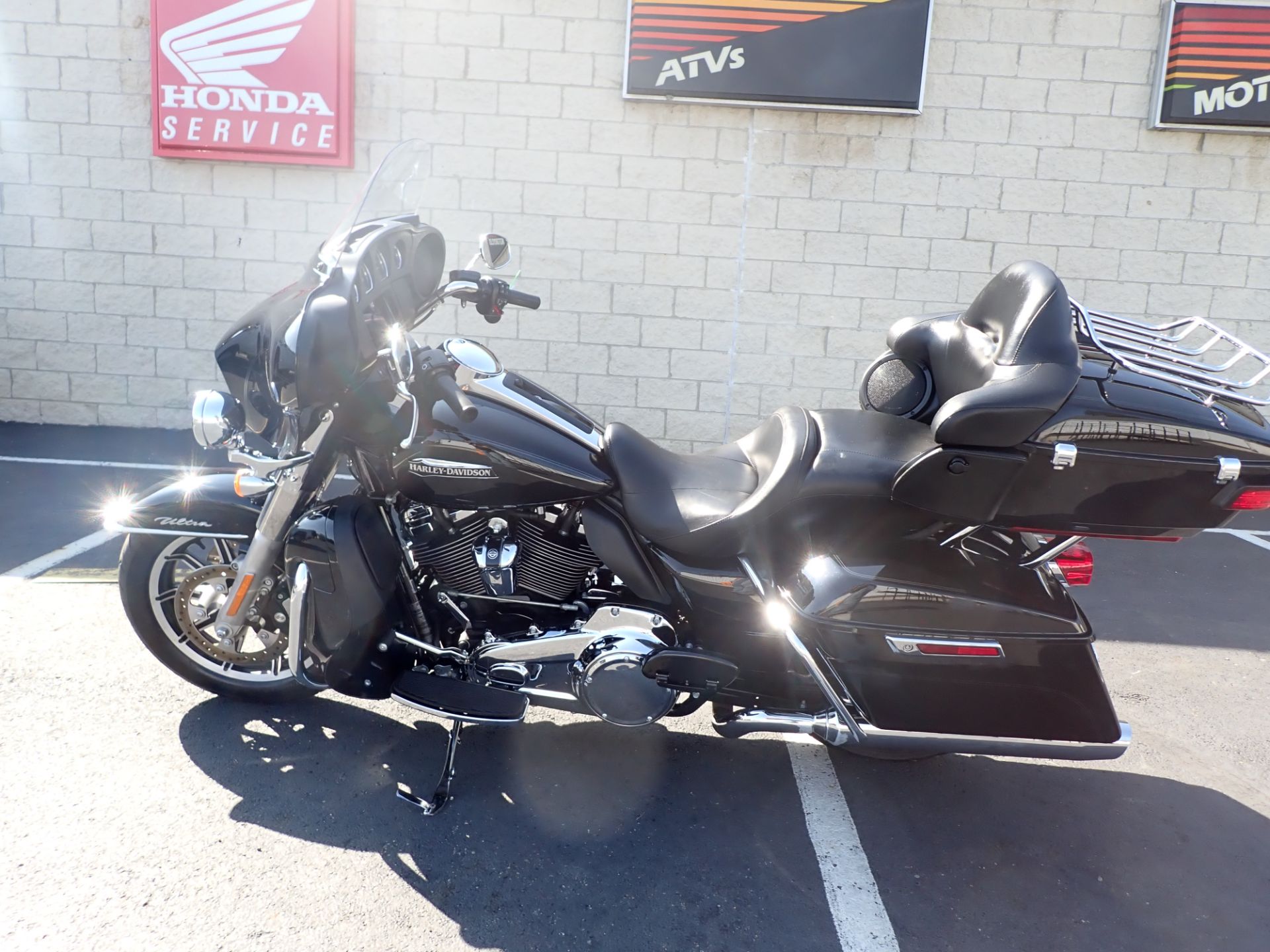 2019 Harley-Davidson Electra Glide® Ultra Classic® in Massillon, Ohio - Photo 7