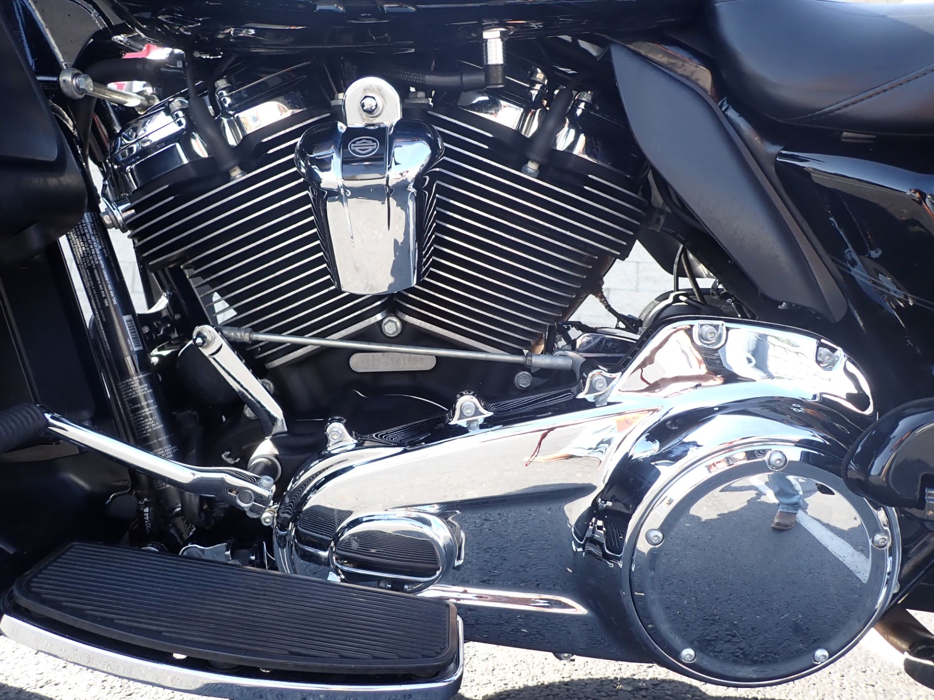 2019 Harley-Davidson Electra Glide® Ultra Classic® in Massillon, Ohio - Photo 9