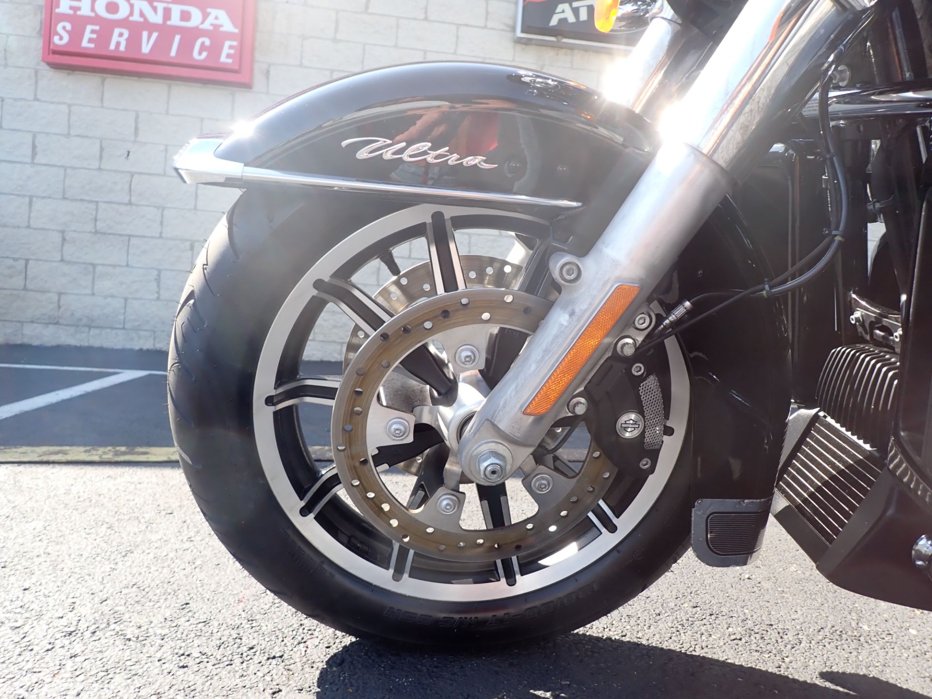 2019 Harley-Davidson Electra Glide® Ultra Classic® in Massillon, Ohio - Photo 12
