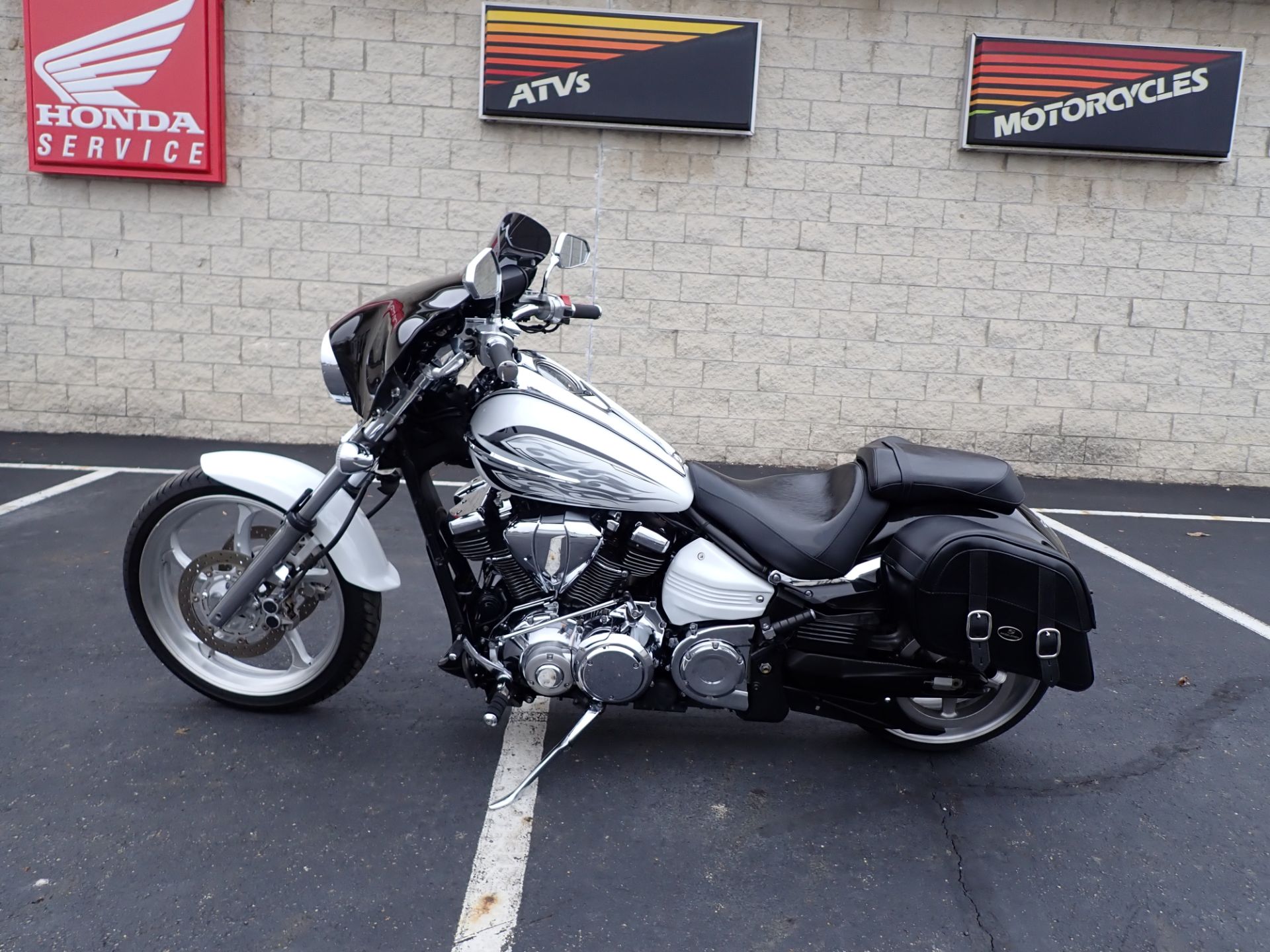 2013 Yamaha Raider S in Massillon, Ohio - Photo 6