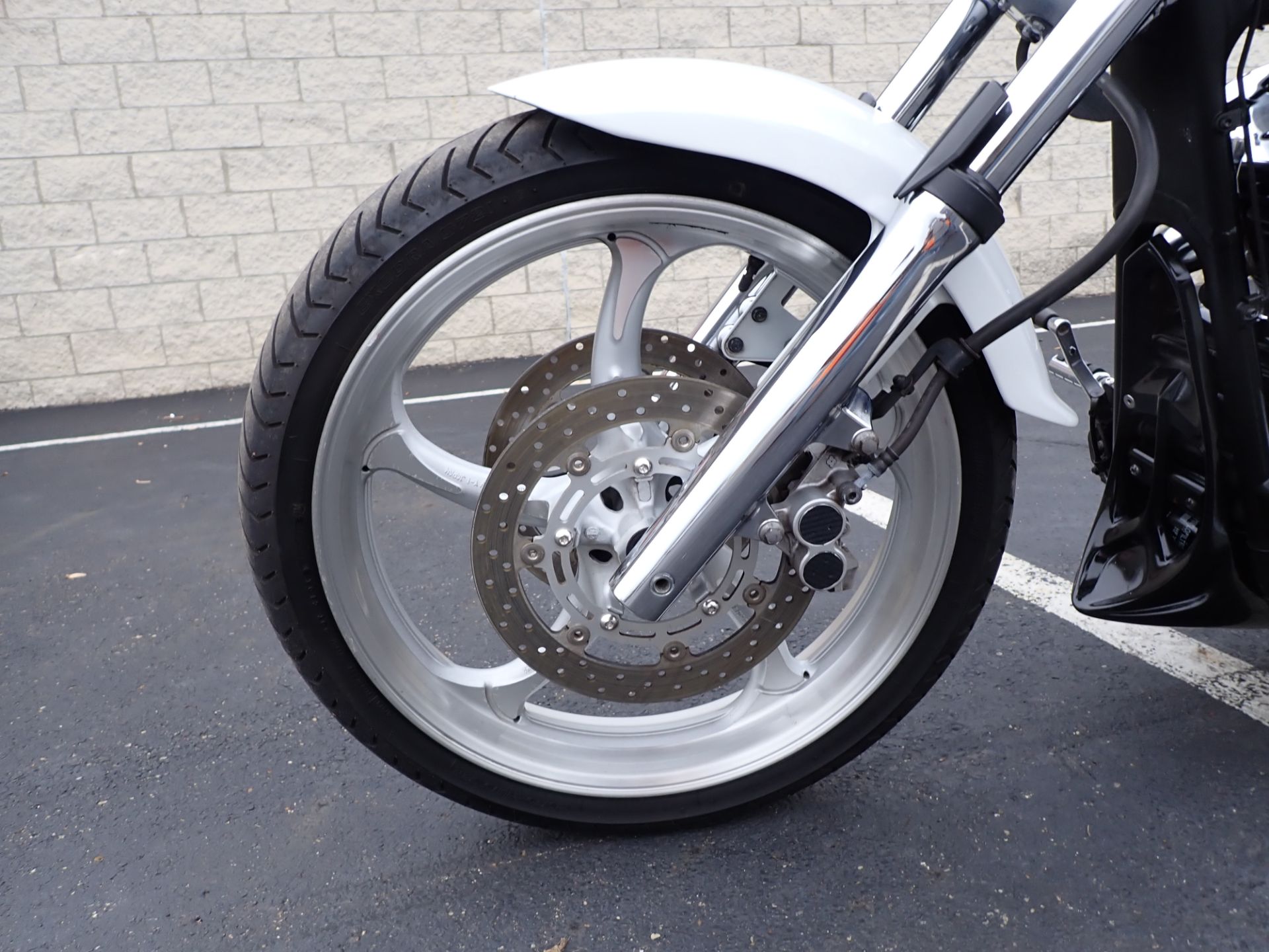 2013 Yamaha Raider S in Massillon, Ohio - Photo 10