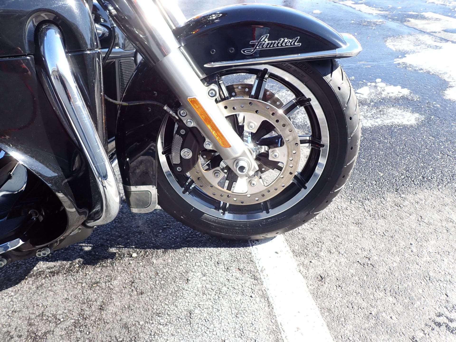 2018 Harley-Davidson Ultra Limited Low in Massillon, Ohio - Photo 2